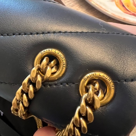 Never carried YSL Saint Laurent Lou Lou Small-authentic - Picture 3 of 8